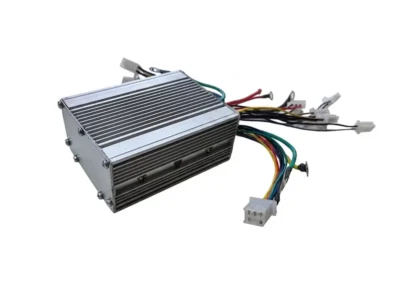 Dual-drive brushless motor drive controller for lithium battery electric bicycles